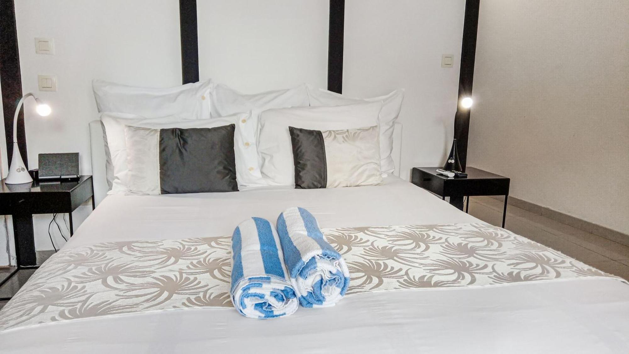 Residence Catalina Apt 3 Гран Кейс Екстериор снимка