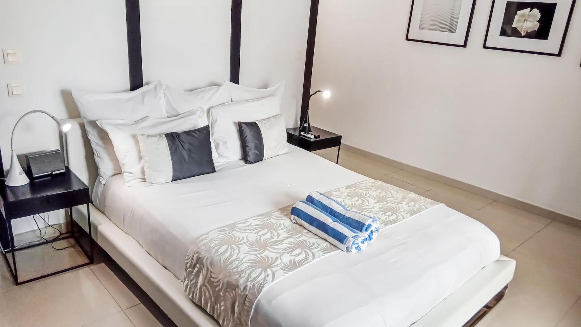 Residence Catalina Apt 3 Гран Кейс Екстериор снимка