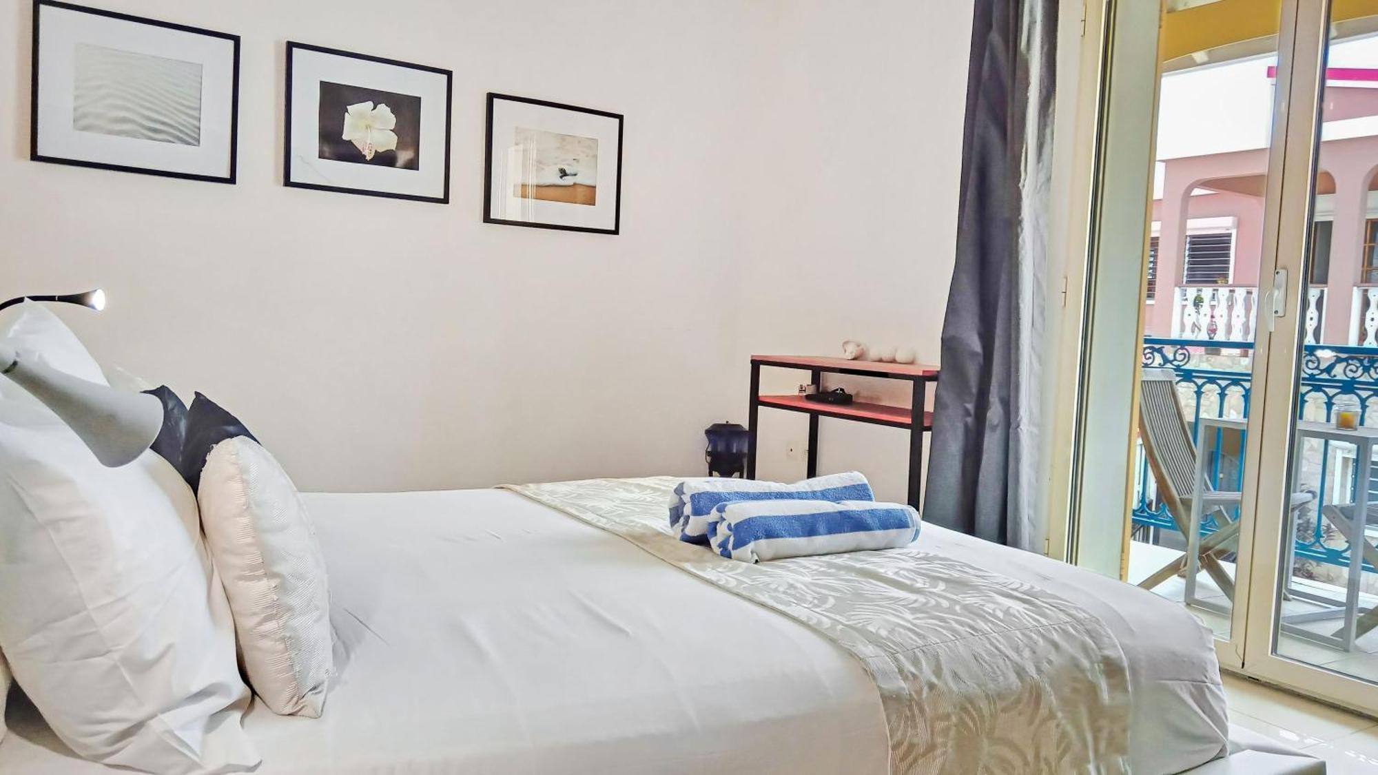 Residence Catalina Apt 3 Гран Кейс Екстериор снимка