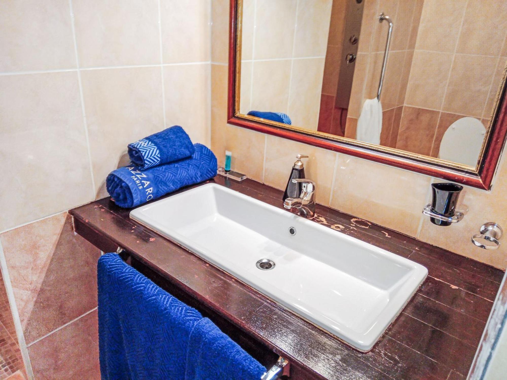 Residence Catalina Apt 3 Гран Кейс Екстериор снимка